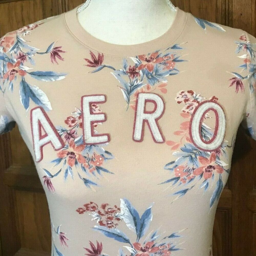 Aéropostale Y2K Women's S Aero Top Pink Appliqué Floral Artsy Bloomcore T-Shirt